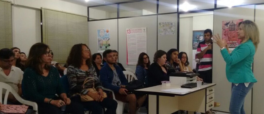 debate-sobre-prevencao-ao-suicidio-reune-psicologas-os-e-estudantes-na-subsede-norte-e-noroeste-fluminense